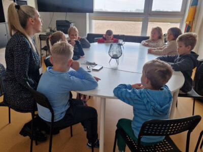 VAIKŲ TARYBA PRADĖJO NAUJUS METUS SU IDĖJOMIS IR ENTUZIAZMU