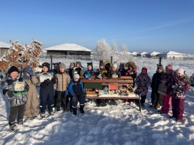 „PADĖKIME PAUKŠTELIAMS KARTU“ – MAŽAIS DARBAIS KURIAME DIDELĮ GĖRĮ
