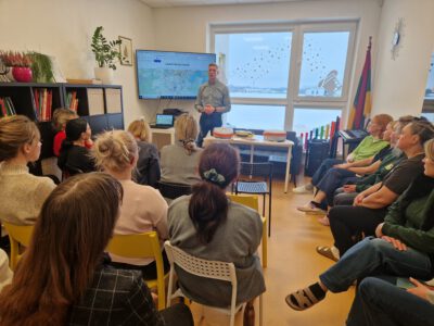 DARŽELYJE – NAUJA GYVYBES GELBSTINTI ĮRANGA IR MOKYMAI BENDRUOMENEI