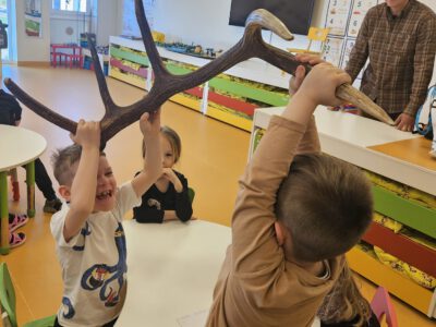 TĖČIO PRISTATYTA EDUKACIJA APIE MIŠKO PASLAPTIS